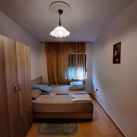 Comfy * Τίρανα