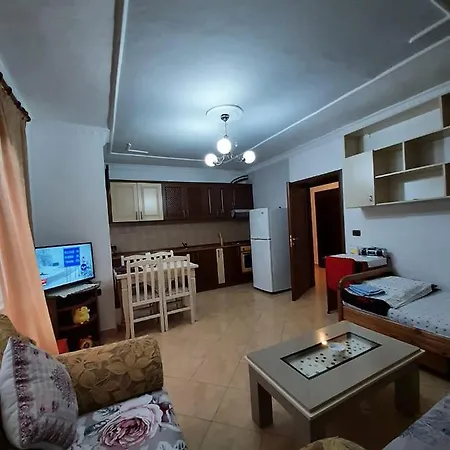 Comfy Apartamento Tirana